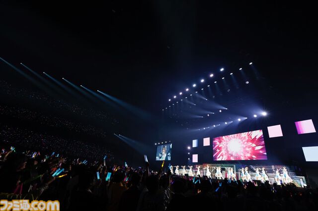 『シャニアニ』2nd seasonライブ“Over the prism”2日目リポート。『さあ舞い上がれ』、『橙より未来』、『ねぇ、ねぇ、ねぇ』などアニメの思い出を堪能できるドラマティックなステージに