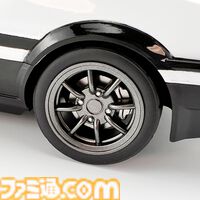 『頭文字D』トヨタ AE86型のウェットティッシュケースが登場。数々の伝説を彩ったあの車両を、こだわりのディテールで忠実に再現
