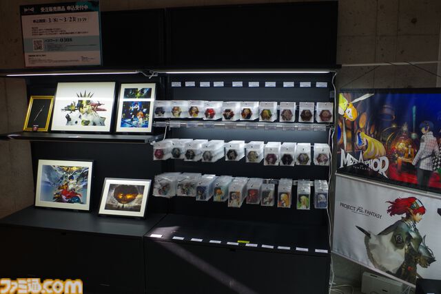 『メタファー』初の展覧会は350点以上の設定資料やリアル“候補者の張り紙”、鎧戦車の作戦室の再現など盛りだくさん。クリエイター陣のコメントは熟読したくなる