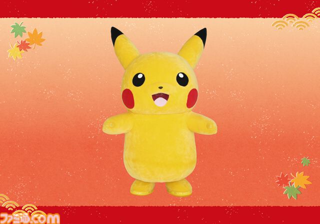 広島名物を持ったピカチュウぬいぐるみがかわいい、カイハラデニムや熊野筆などのアイテムも。ポケモンセンターヒロシマのリニューアル記念グッズが公開