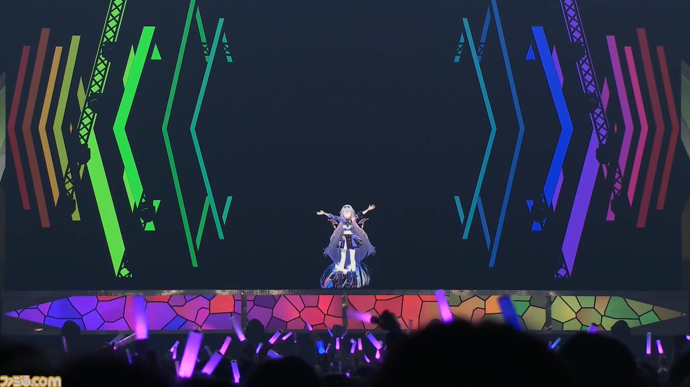 【ホロライブ 6th Fes】初ステージとなるAdventが超楽しそうに歌って踊る姿が尊すぎた。初となるセンターステージでのパフォーマンスは「おぉ！」と声が漏れるほど【ステージ1 リポート】