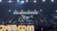 【ホロライブ 6th Fes】初ステージとなるAdventが超楽しそうに歌って踊る姿が尊すぎた。初となるセンターステージでのパフォーマンスは「おぉ！」と声が漏れるほど【ステージ1 リポート】