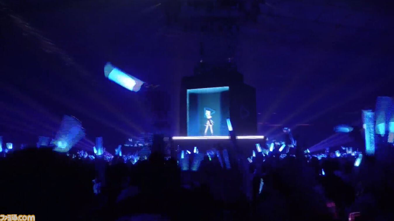 【ホロライブ 6th Fes】初ステージとなるAdventが超楽しそうに歌って踊る姿が尊すぎた。初となるセンターステージでのパフォーマンスは「おぉ！」と声が漏れるほど【ステージ1 リポート】