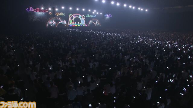 【ホロライブ 6th Fes】初ステージとなるAdventが超楽しそうに歌って踊る姿が尊すぎた。初となるセンターステージでのパフォーマンスは「おぉ！」と声が漏れるほど【ステージ1 リポート】