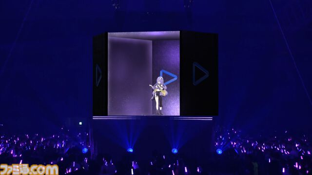 【ホロライブ 6th Fes】初ステージとなるAdventが超楽しそうに歌って踊る姿が尊すぎた。初となるセンターステージでのパフォーマンスは「おぉ！」と声が漏れるほど【ステージ1 リポート】