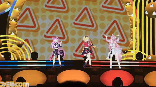 【ホロライブ 6th Fes】初ステージとなるAdventが超楽しそうに歌って踊る姿が尊すぎた。初となるセンターステージでのパフォーマンスは「おぉ！」と声が漏れるほど【ステージ1 リポート】