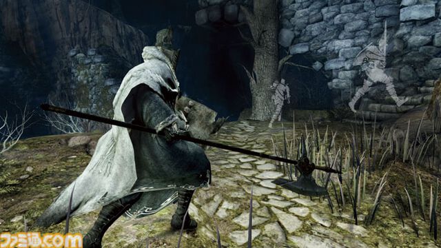 『ダークソウル2』が発売された日。死ぬたびに最大HPが減少するシリーズ最高難度の仕様に世界が阿鼻叫喚。二刀流の専用モーションも本作から追加【今日は何の日？】