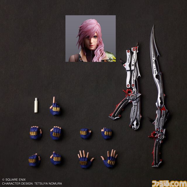 『FF13』ライトニングフィギュア登場。ブレイズエッジは銃と剣を切り替え可能。眼球可動で幅広いシチュエーションを再現