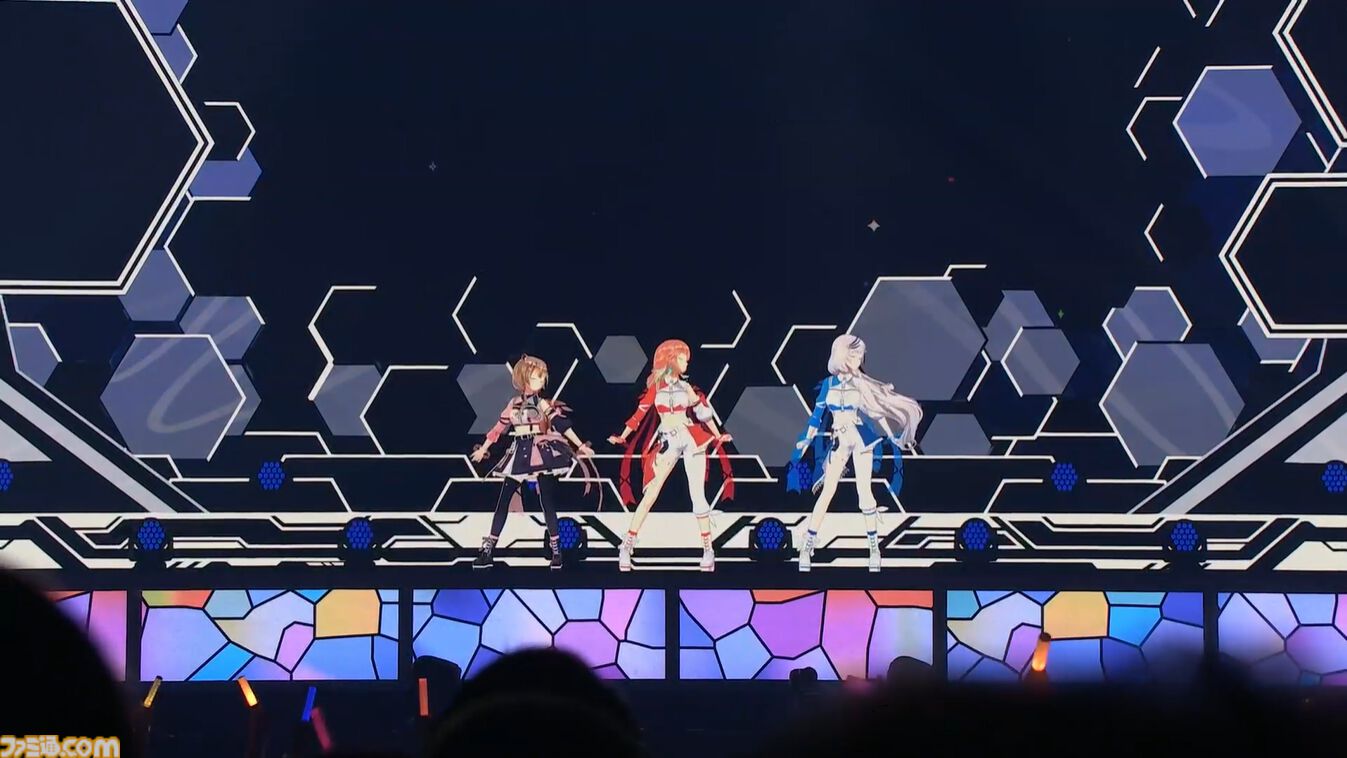 【ホロライブ 6th Fes.】紫咲シオンさんのラストとなるフェスステージにいちばんの歓声。初参戦となるReGLOSSの個性が光るパフォーマンスも必見！ トップバッターは『ぽ』です【ステージ2 リポート】