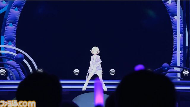【ホロライブ 6th Fes.】紫咲シオンさんのラストとなるフェスステージにいちばんの歓声。初参戦となるReGLOSSの個性が光るパフォーマンスも必見！ トップバッターは『ぽ』です【ステージ2 リポート】