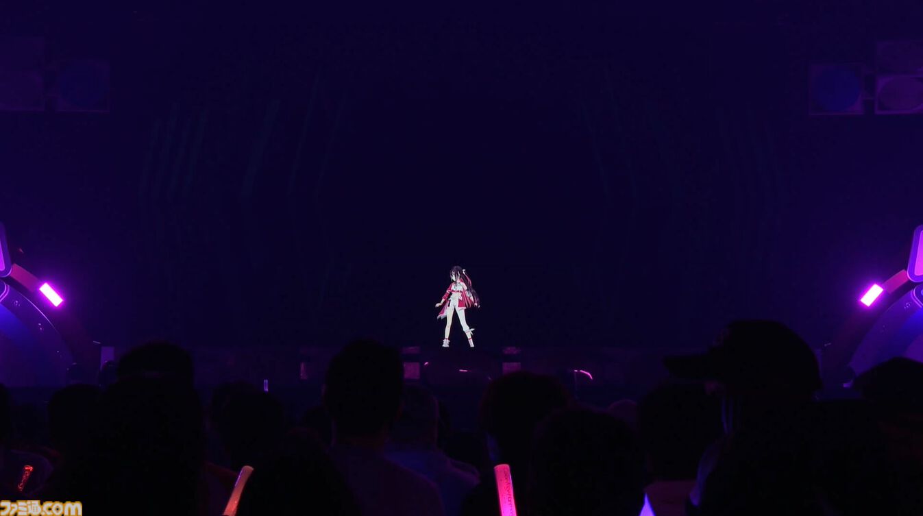 【ホロライブ 6th Fes.】紫咲シオンさんのラストとなるフェスステージにいちばんの歓声。初参戦となるReGLOSSの個性が光るパフォーマンスも必見！ トップバッターは『ぽ』です【ステージ2 リポート】