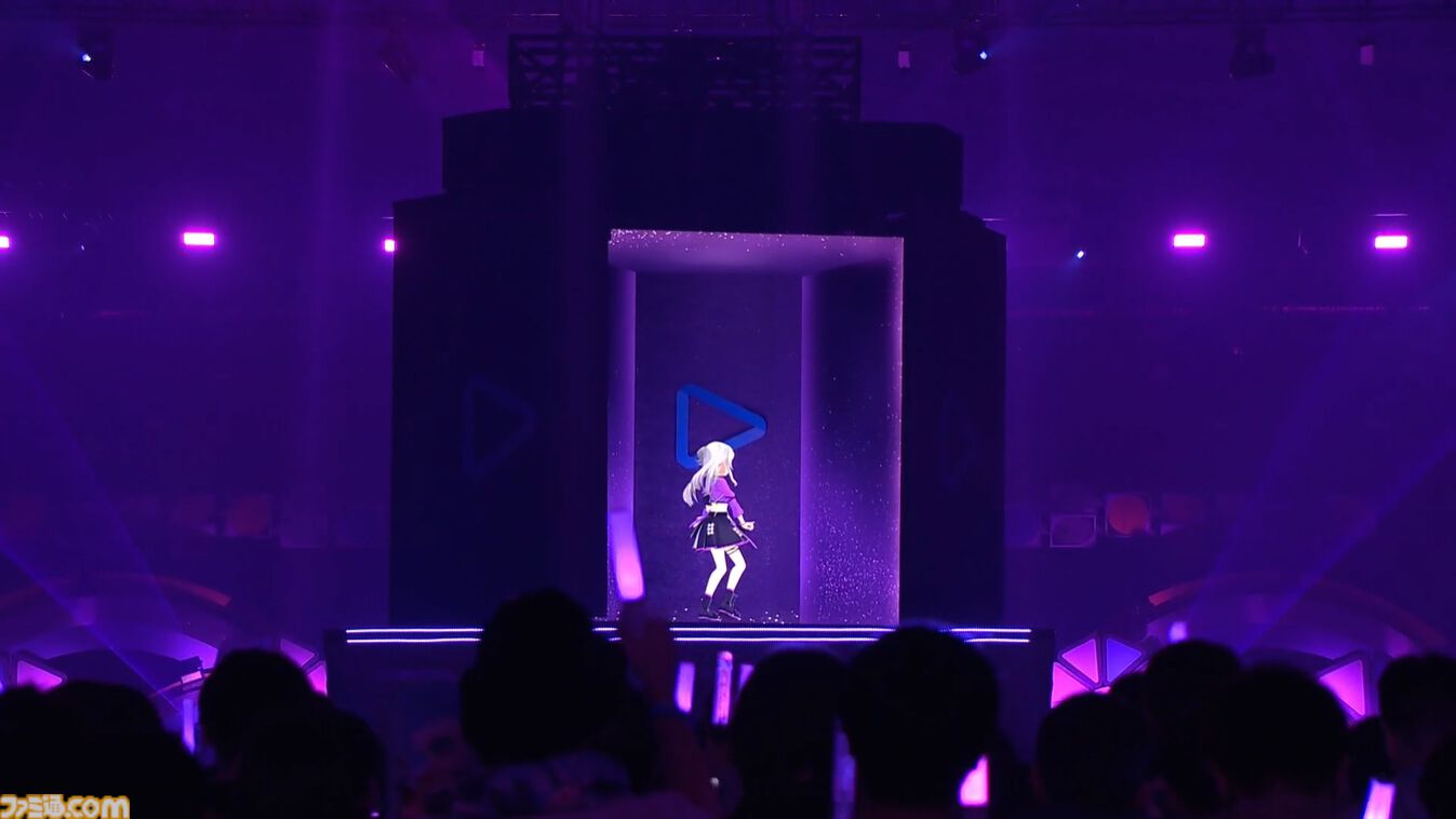 【ホロライブ 6th Fes.】紫咲シオンさんのラストとなるフェスステージにいちばんの歓声。初参戦となるReGLOSSの個性が光るパフォーマンスも必見！ トップバッターは『ぽ』です【ステージ2 リポート】