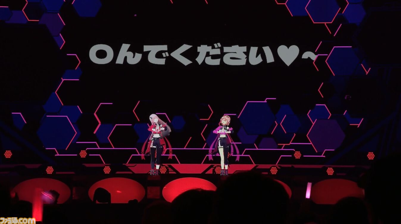 【ホロライブ 6th Fes.】紫咲シオンさんのラストとなるフェスステージにいちばんの歓声。初参戦となるReGLOSSの個性が光るパフォーマンスも必見！ トップバッターは『ぽ』です【ステージ2 リポート】