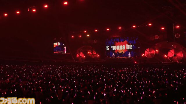 【ホロライブ 6th Fes.】紫咲シオンさんのラストとなるフェスステージにいちばんの歓声。初参戦となるReGLOSSの個性が光るパフォーマンスも必見！ トップバッターは『ぽ』です【ステージ2 リポート】