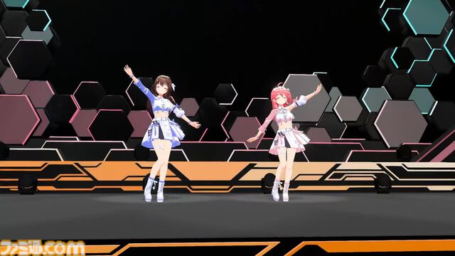 【ホロライブ 6th fes.】おかころラップ『if…』の懐かしさとレベルアップに感動し、クロニーさんの『ロリ神』のギャップに大興奮。戌神ころねさんは片手側転を決める【ステージ3 リポート】
