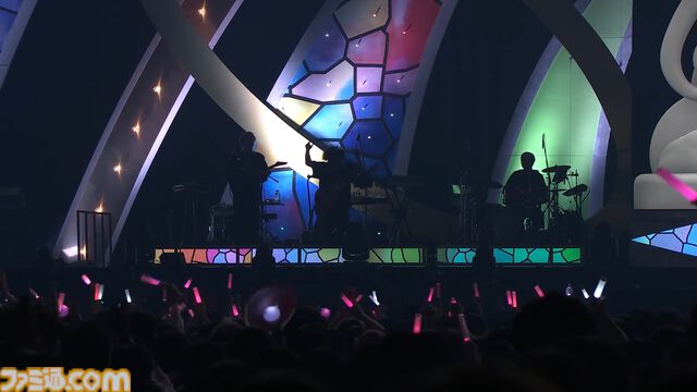 【ホロライブ 6th fes.】おかころラップ『if…』の懐かしさとレベルアップに感動し、クロニーさんの『ロリ神』のギャップに大興奮。戌神ころねさんは片手側転を決める【ステージ3 リポート】