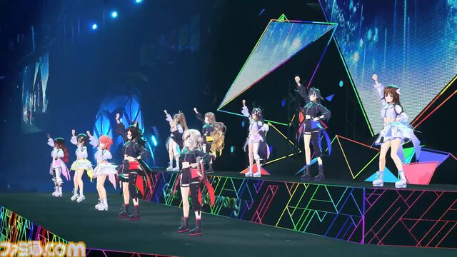 【ホロライブ 6th fes.】おかころラップ『if…』の懐かしさとレベルアップに感動し、クロニーさんの『ロリ神』のギャップに大興奮。戌神ころねさんは片手側転を決める【ステージ3 リポート】