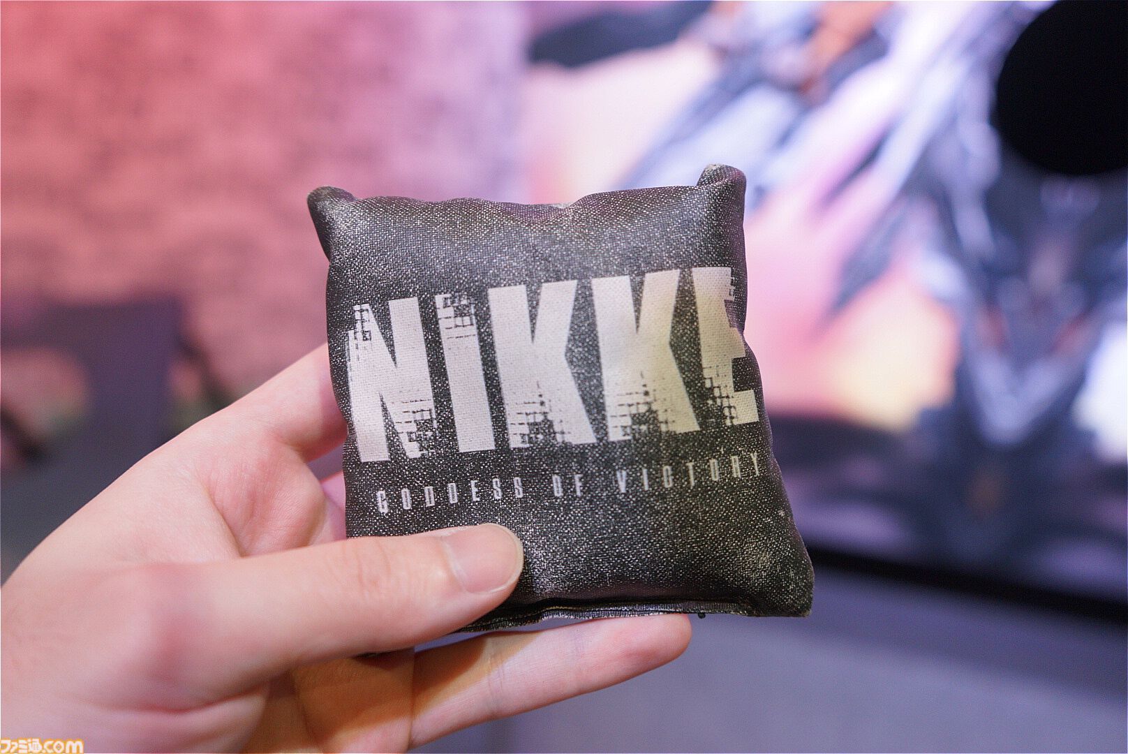 【NIKKE】リアル10連ガチャ再び！ ニケ個別面談室や、130点以上並ぶ美術館。ニコニコ超会議2024にてフルバースト中【ニケ】