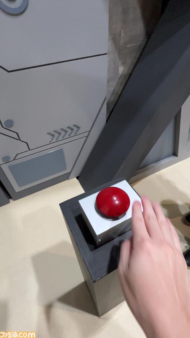 【NIKKE】リアル10連ガチャ再び！ ニケ個別面談室や、130点以上並ぶ美術館。ニコニコ超会議2024にてフルバースト中【ニケ】