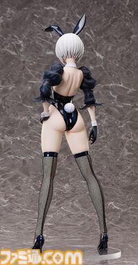 『ニーア オートマタ Ver1.1a』バニー姿の2Bがフィギュアに。堂々とした立ち姿、魅惑の脚に目を奪われる。ゴーグルなしVer.の顔パーツも付属