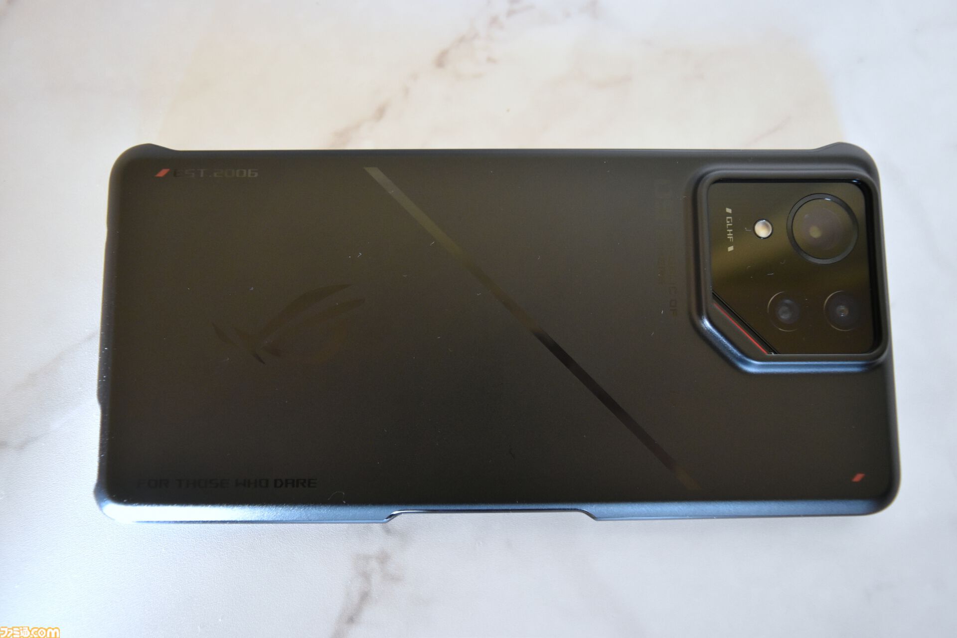 ASUSのゲーミングスマホ“ROG Phone 9 Pro”レビュー。『原神』『ゼンゼロ』が最高画質でもヌルサク、独自のトリガー機能やアシストツールで快適プレイ