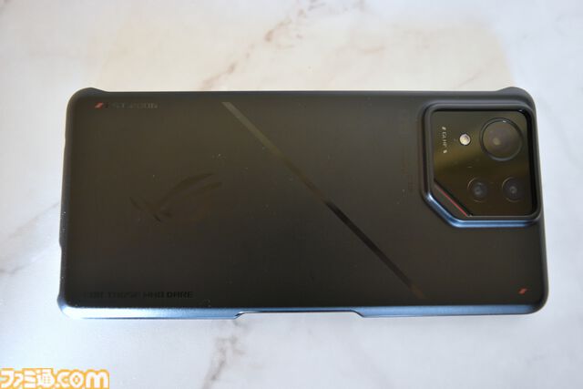 ASUSのゲーミングスマホ“ROG Phone 9 Pro”レビュー。『原神』『ゼンゼロ』が最高画質でもヌルサク、独自のトリガー機能やアシストツールで快適プレイ
