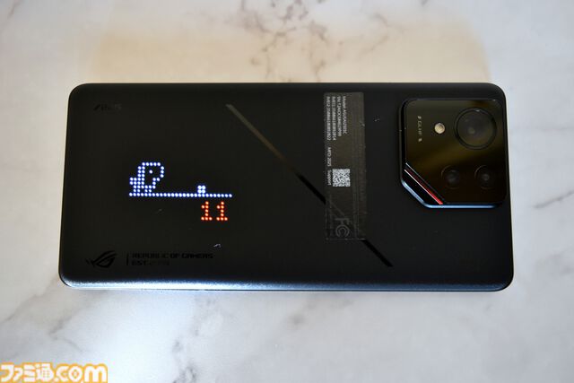 ASUSのゲーミングスマホ“ROG Phone 9 Pro”レビュー。『原神』『ゼンゼロ』が最高画質でもヌルサク、独自のトリガー機能やアシストツールで快適プレイ