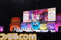 『アイマス』ハッチポッチ2 Day1リポート。圧倒的パフォーマンスで引っ張る先輩たちと、そんな先輩への愛がだだ漏れの後輩たちにプロデューサーもニッコリ！　
