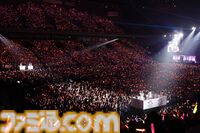 『アイマス』ハッチポッチ2 Day1リポート。圧倒的パフォーマンスで引っ張る先輩たちと、そんな先輩への愛がだだ漏れの後輩たちにプロデューサーもニッコリ！　