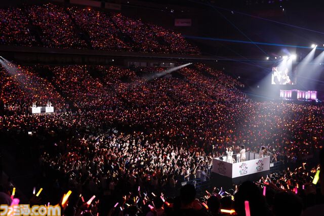 『アイマス』ハッチポッチ2 Day1リポート。圧倒的パフォーマンスで引っ張る先輩たちと、そんな先輩への愛がだだ漏れの後輩たちにプロデューサーもニッコリ！　