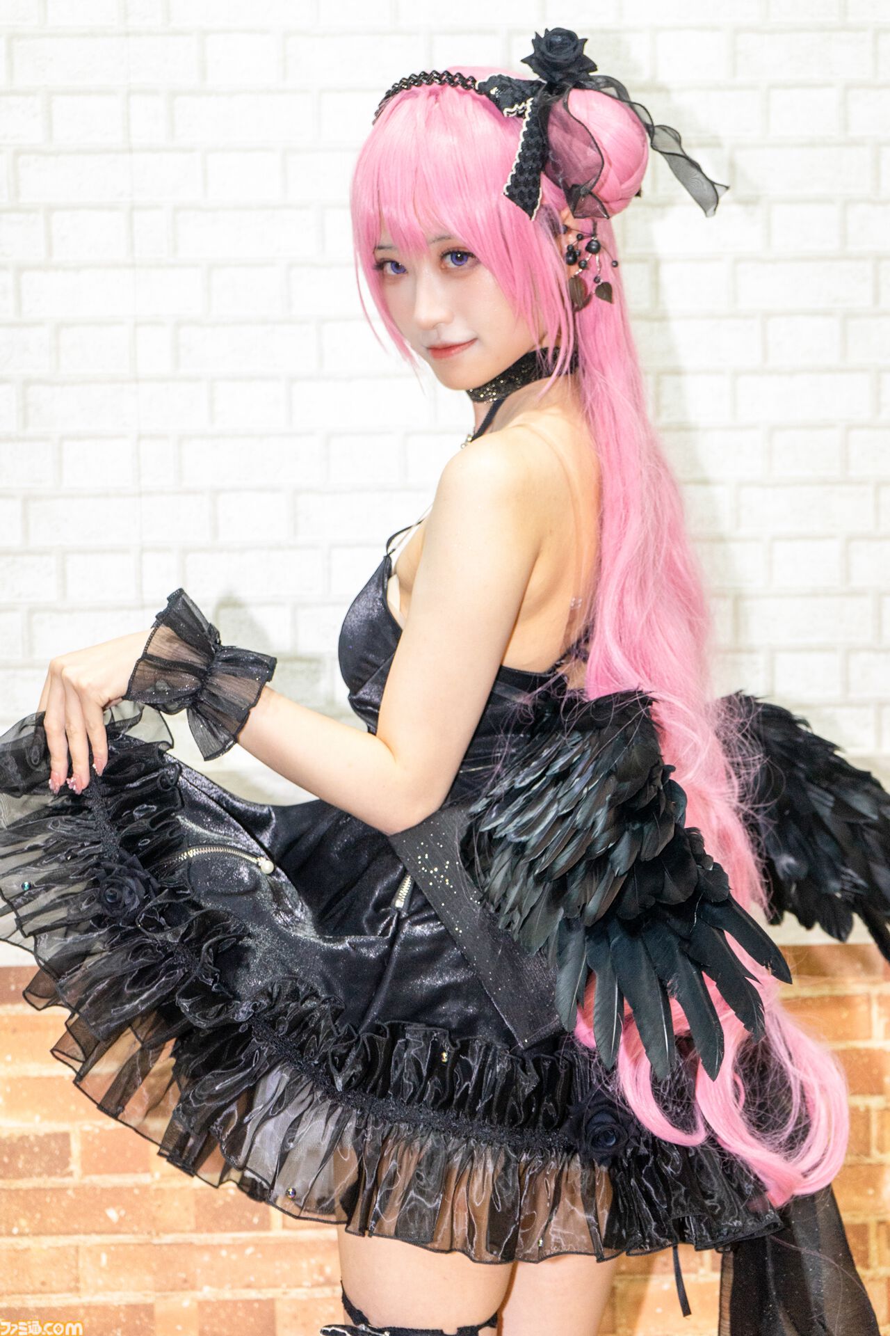 【NIKKE】ニコニコ超会議2024コスプレまとめ。ブースを彩ったニケたちの写真をお届け！ コスプレイヤーは皆自前の衣装で出演【ニケ】