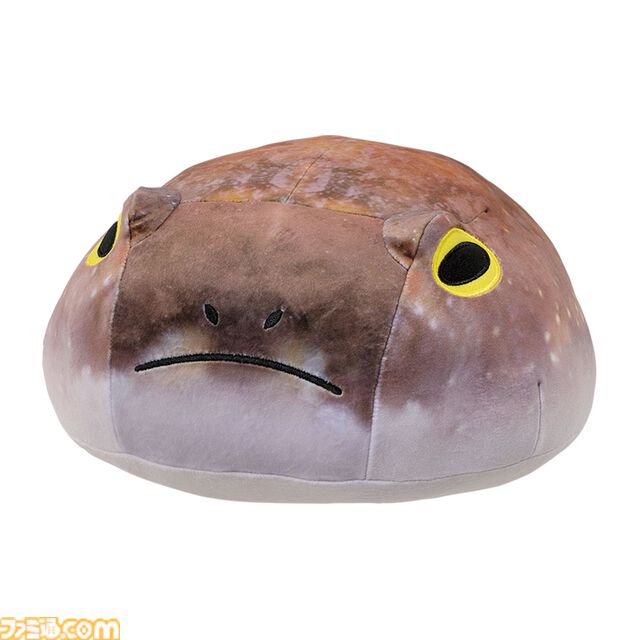 一番くじ“爬虫類＆両生類”でアメフクラガエルのキュートなおしりクッションが登場、もちもちの質感に癒される。本日（4/11）よりローソンなどで発売