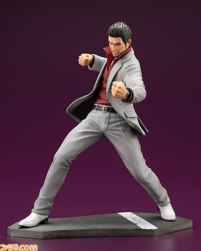 『龍が如く』桐生一馬の戦闘シーンポーズを1/6スケールフィギュア化。鋭い眼光や翻るジャケットで桐生の迫力を表現。セガストア特典は神室町天下一通りの布ポスター