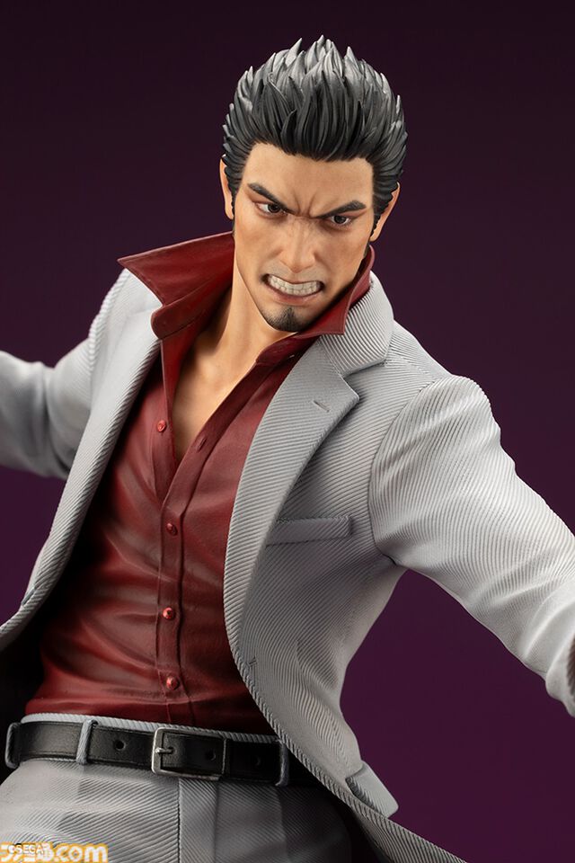『龍が如く』桐生一馬の戦闘シーンポーズを1/6スケールフィギュア化。鋭い眼光や翻るジャケットで桐生の迫力を表現。セガストア特典は神室町天下一通りの布ポスター