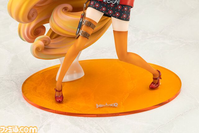 『メタファー』歌姫ジュナがフィギュア化、予約受付スタート。二ディア族の宝石のような瞳、グラデーションがかった長い髪が美しい