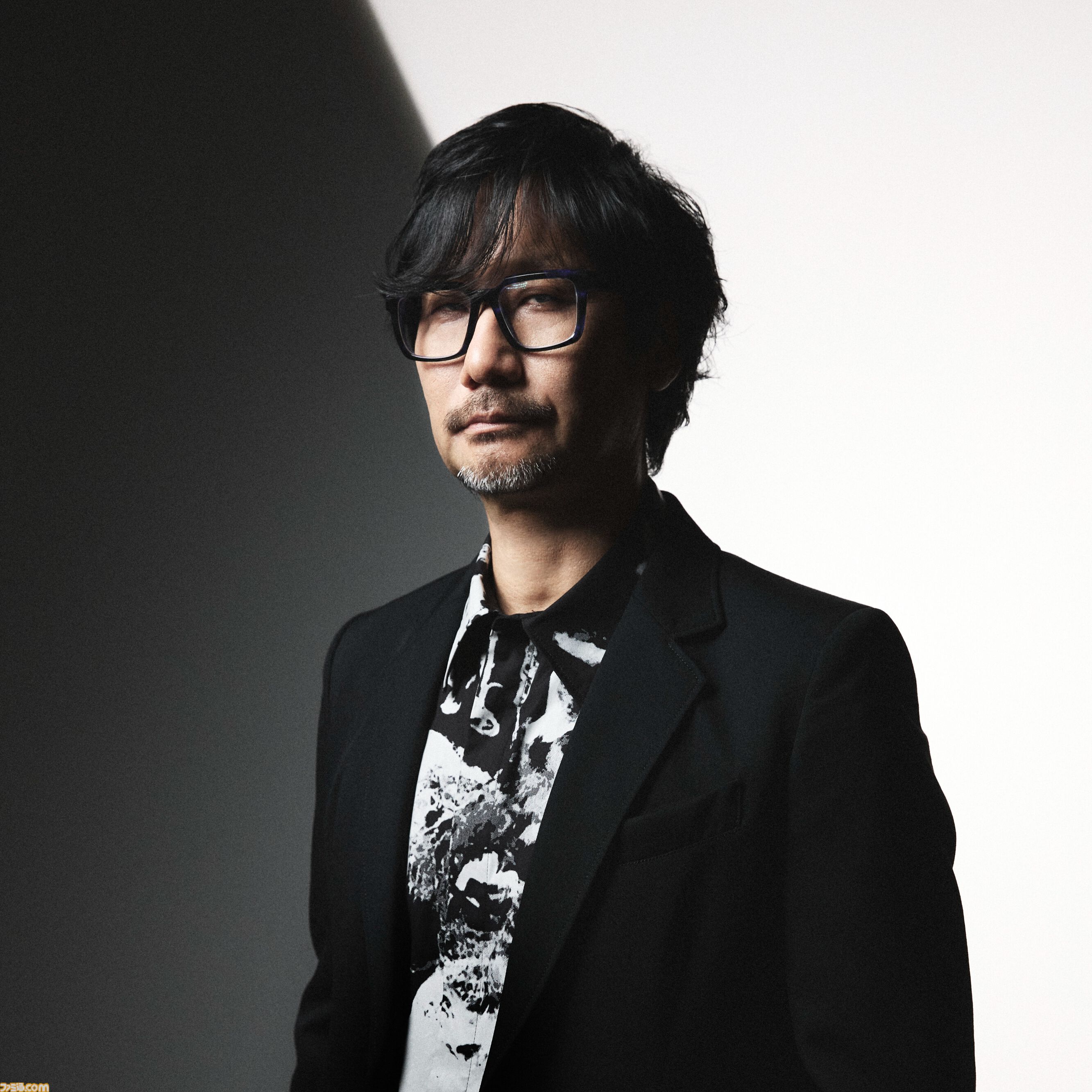 小島秀夫監督とジョージ・ミラー監督サイン入りA4写真 663301.jpg?zoom=spacing