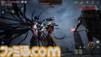 『レイヴン2』先行レビュー。スマホMMORPGなのに大作のようなカメラワーク、NPCの些細な仕草が心をえぐる。じくじく刺さる凄惨ダークファンタジーに没入させる仕掛け