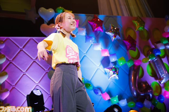 夏川椎菜さん脚本・演出による恒例“令和7年度 417の日”。萌えキュンのはずが夏川さんが大遅刻。代わって417Pが『可愛くてごめん』『わたしの一番かわいいところ』を熱唱！