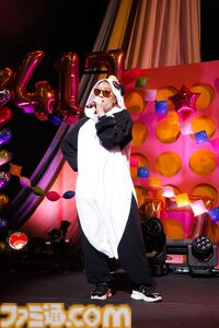 夏川椎菜さん脚本・演出による恒例“令和7年度 417の日”。萌えキュンのはずが夏川さんが大遅刻。代わって417Pが『可愛くてごめん』『わたしの一番かわいいところ』を熱唱！
