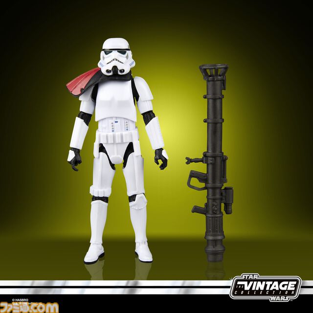 『スター・ウォーズ』デス・トルーパーのヘルメットの再現度がスゴイ、ライト機能つきでバッチリ光る。4月23日9時より先行予約が開始