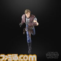 『スター・ウォーズ』デス・トルーパーのヘルメットの再現度がスゴイ、ライト機能つきでバッチリ光る。4月23日9時より先行予約が開始