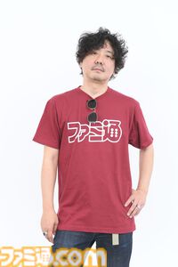 週刊ファミ通1900号＆39周年を記念した“ファミ通ロゴTシャツ付き限定版”の予約受付中。新色も増えたし編集者が商品サンプルを全力で着こなしてみた！