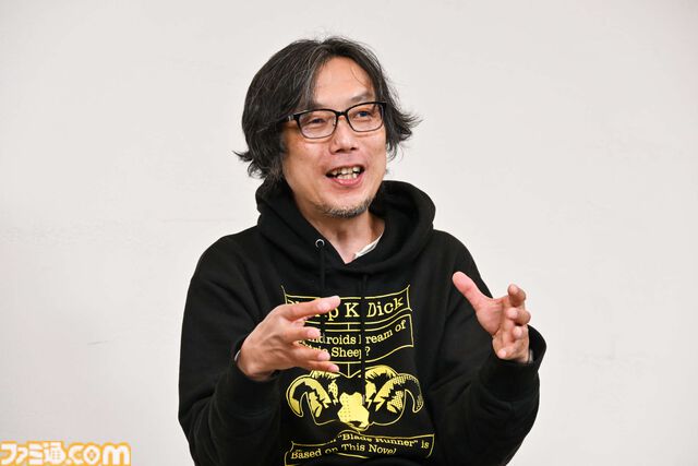 『ハンドレッドライン』小高和剛×打越鋼太郎×イシイジロウ×ヨコオタロウ特別座談会。ゲーム制作から気になるエンタメ話まで4人のクリエイターたちが語り尽くす
