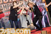 『HIT : The World』日本初の公式大会を制したのはS嶋氏率いるOZ。ふだんは解説者だがどうしても出場したかった。解説者男泣きの舞台裏
