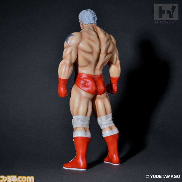 『キン肉マン』テリーマンが40センチのソフビフィギュアで登場。鍛え上げられた肉体を再現し、漫画から飛び出してきたような仕上がりに