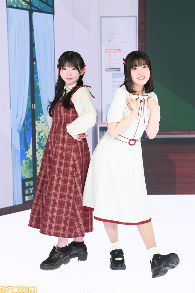 『学マス』1周年を記念して声優&スタッフインタビューやアンケートの結果発表など企画盛りだくさんの特集をお届け。Re;IRISの3人の表紙が目印【先出し週刊ファミ通】