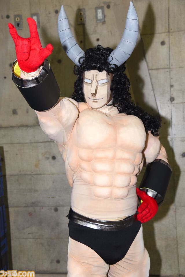 【コスプレ】『NIKKE』ソーダやインディビリア、ブレッディ、『FF7』ティファ、褐色肌の『魔法騎士レイアース』姉妹姫、『キン肉マン』超人血盟軍まで【ニコニコ超会議2025】