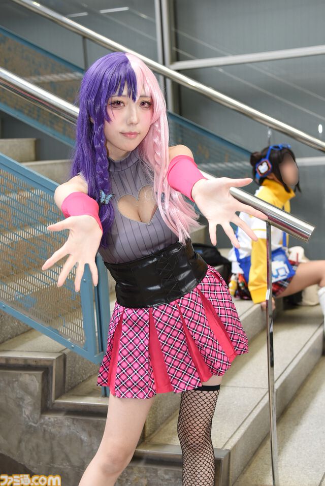【コスプレ】『NIKKE』ソーダやインディビリア、ブレッディ、『FF7』ティファ、褐色肌の『魔法騎士レイアース』姉妹姫、『キン肉マン』超人血盟軍まで【ニコニコ超会議2025】
