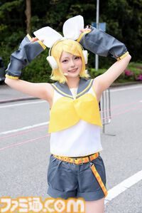 【コスプレ】『ガンダム ジークアクス』や『モンハンワイルズ』、ベガ風衣装キャミィ、『遊☆戯☆王』ブラック・マジシャン・ガールまで。 “ニコ超2025”コスプレリポート