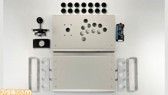 自分好みにカスタムできるセミオーダーの組み立て式アケコン“iO”予約開始。レバーモデル、レバーレスモデルが用意され、発送は7月中旬以降